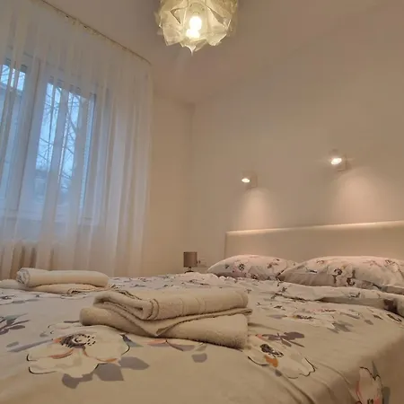 Appartamento Aurora *